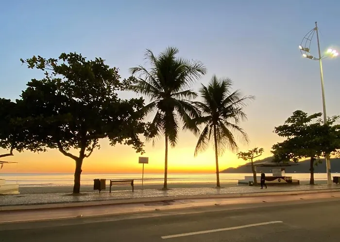 Maria Julia Com Vista Mar